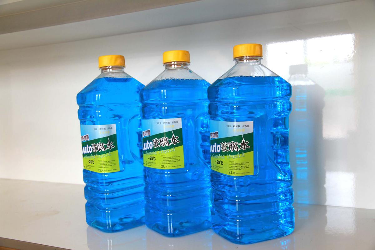 北京恒润源提供北京范围内具有口碑的玻璃水_供应产品_恒润源润滑油